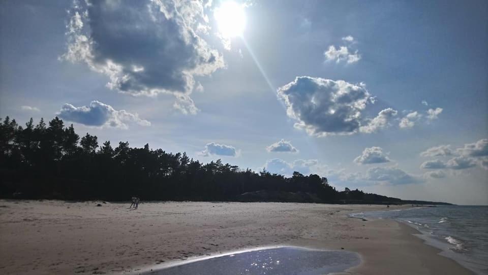 Domki Letniskowe Anna Ostrowo  Luaran gambar